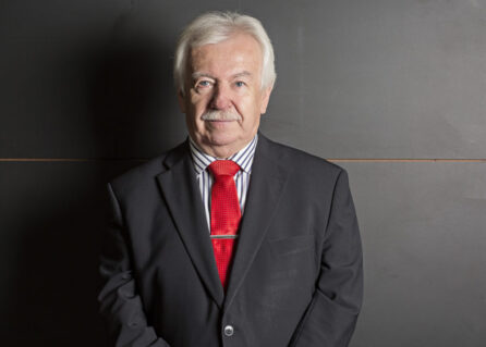 Richard Hindls – oficiální portrét NRR